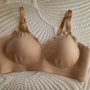 Momcozy XL Nursing Bra